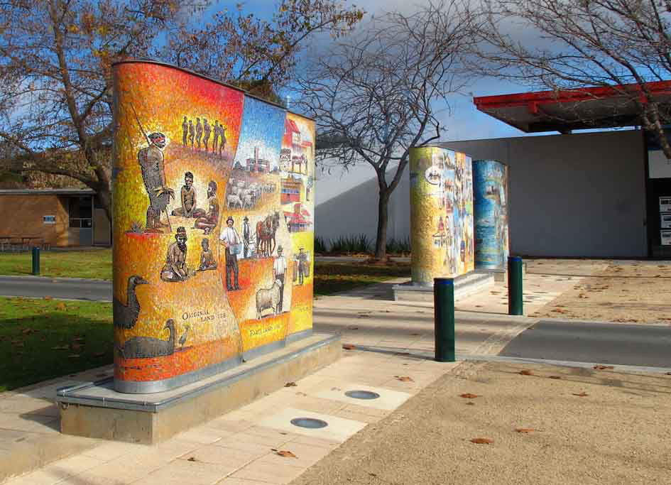 Tat 3 panels 2011 .jpg